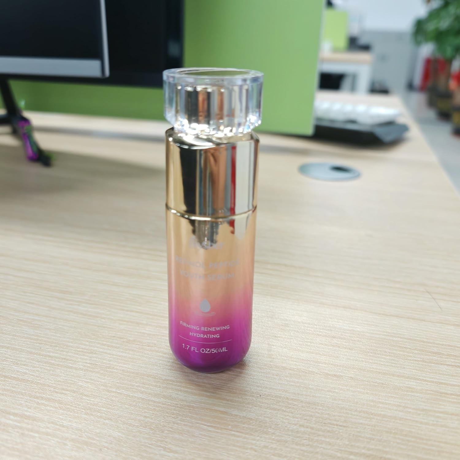 Retinol Collagen Face Serum – Anti-Aging Facial Serum with Retinol, Collagen & Hyaluronic Acid, Firming & Hydrating Skin Care to Reduce Fine Lines, Wrinkles